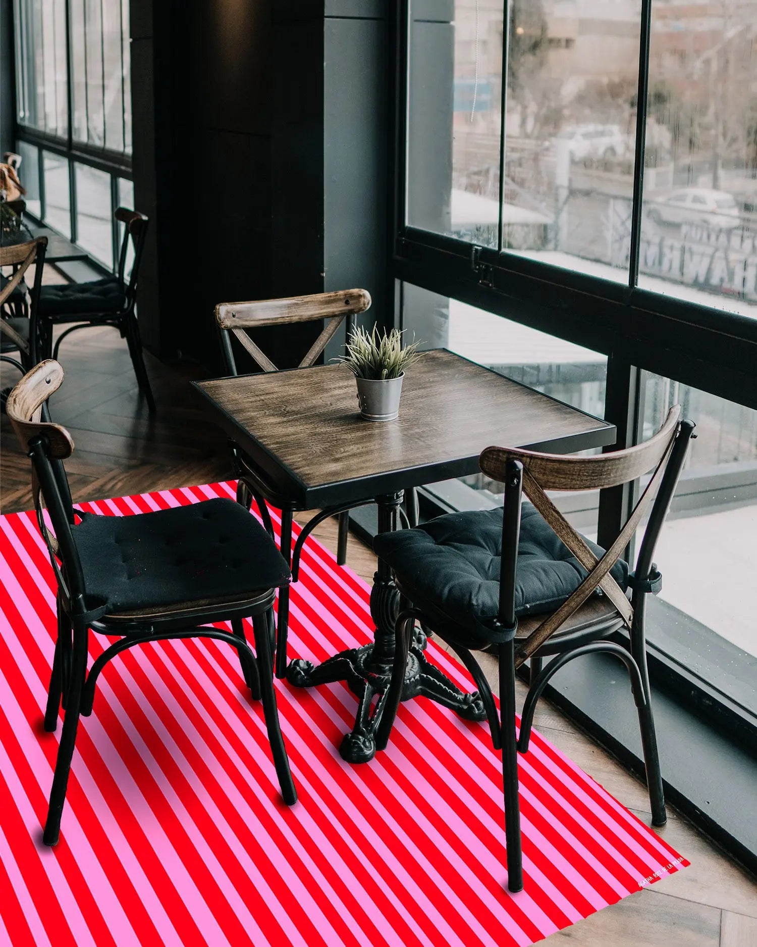 Alfombra Agatha Ruiz de la Prada Estampados Básicos Líneas Rosas y Rojas Home & Living 