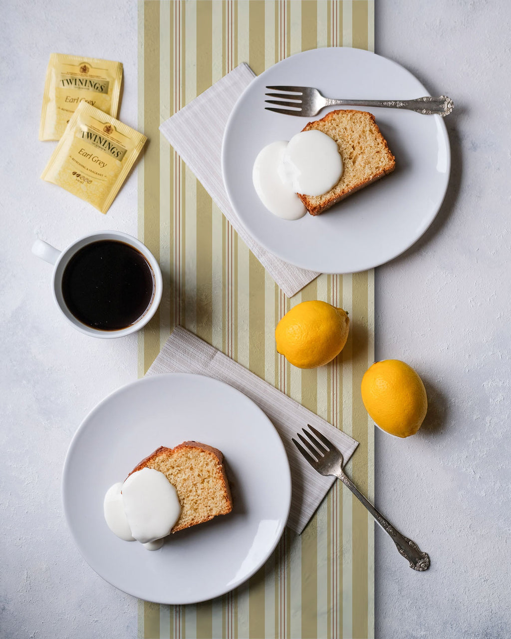 Camino de Mesa Vinílico Líneas Naranjas Home & Living 