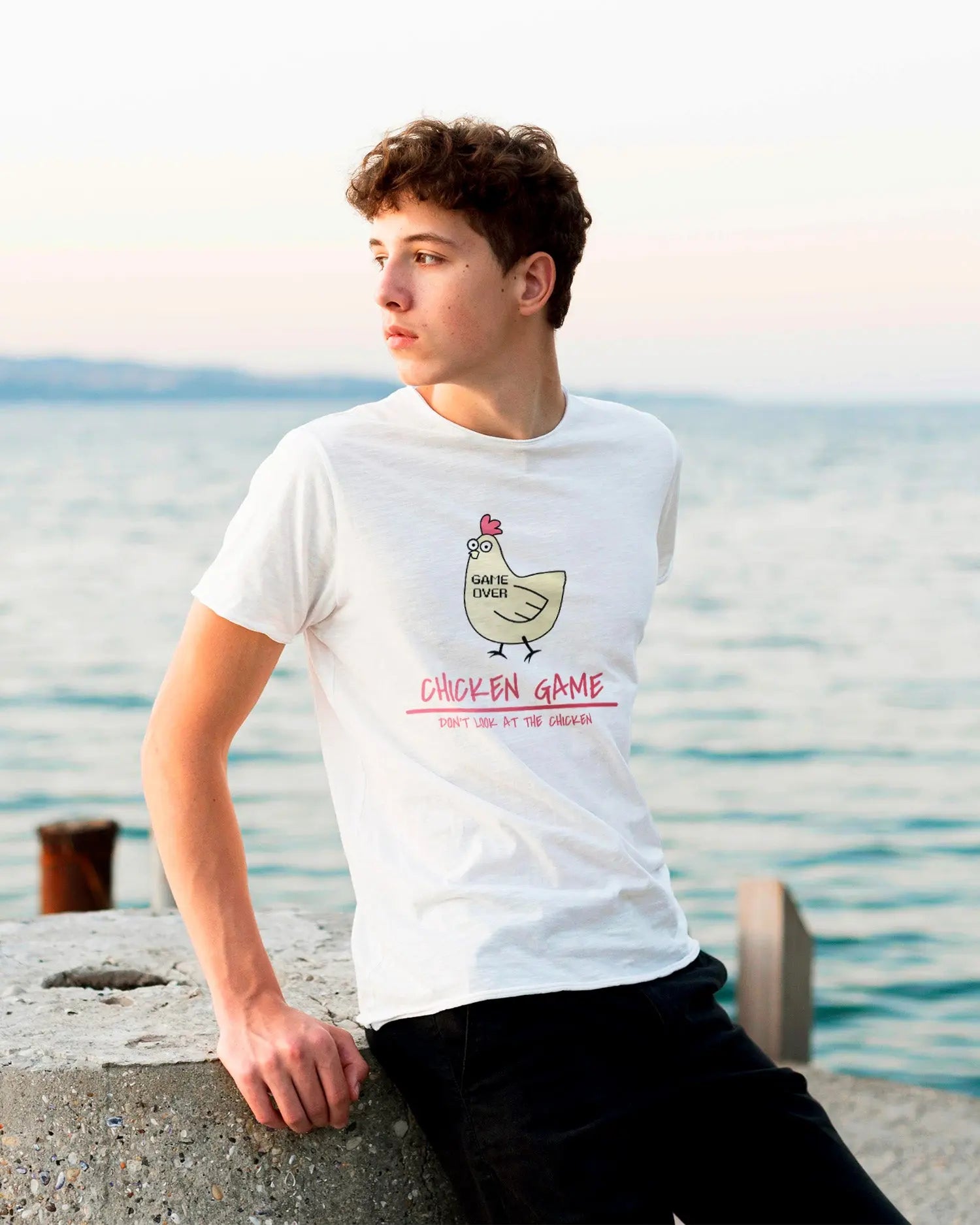 Camiseta de Manga Corta -  Gallina Gamer  - 100% Algodón Home & Living